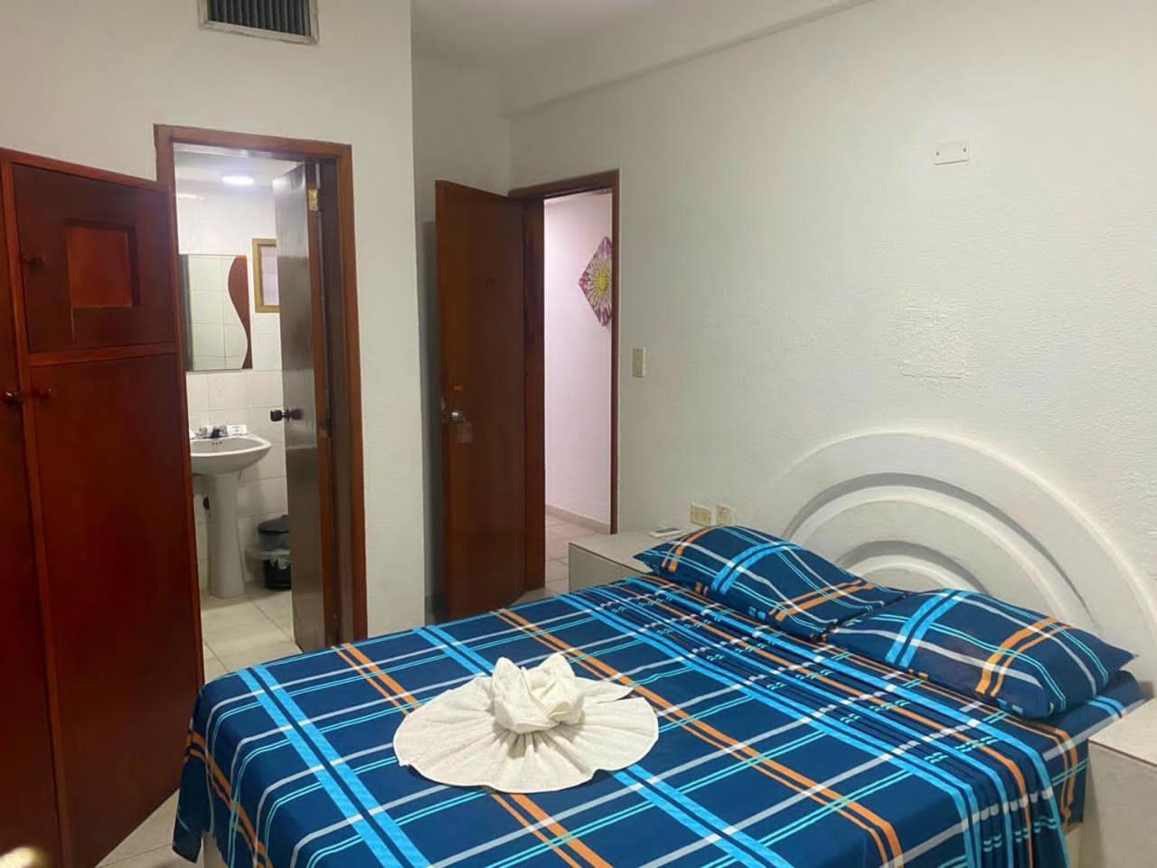 Hotel Brisas Del Mar 2022 Catia La Mar エクステリア 写真